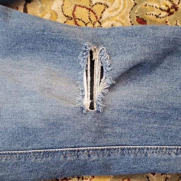 Maternity Old Navy Distressed Overalls Size 14 - Picture 13 of 15